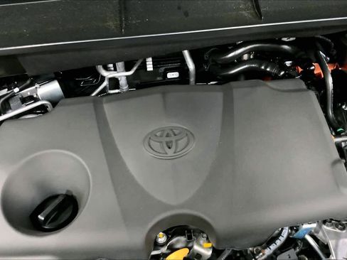 New 2026 Toyota Highlander Platinum AWD/4WD image 17