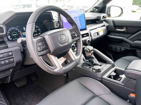 New 2026 Toyota 4Runner Limited AWD/4WD image 9