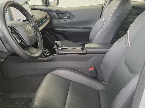 Used 2024 Toyota Prius XLE image 22