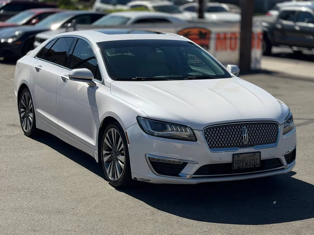 Used 2019 Lincoln MKZ Reserve FWD image 3