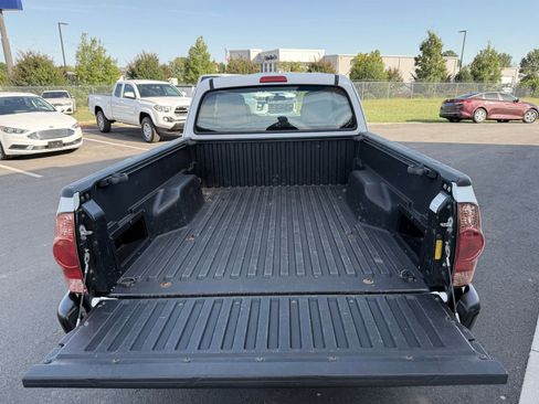 Used 2015 Toyota Tacoma 2WD Access Cab image 30