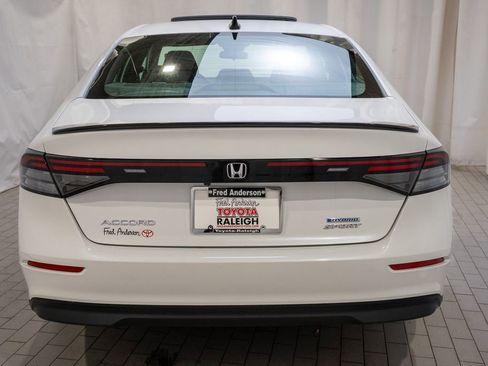 Used 2023 Honda Accord Sport image 5
