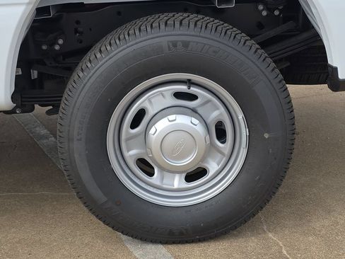 New 2026 Ford F350 XL w/ XL Driver Assist Package RWD image 28