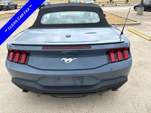 Used 2025 Ford Mustang Premium RWD image 7