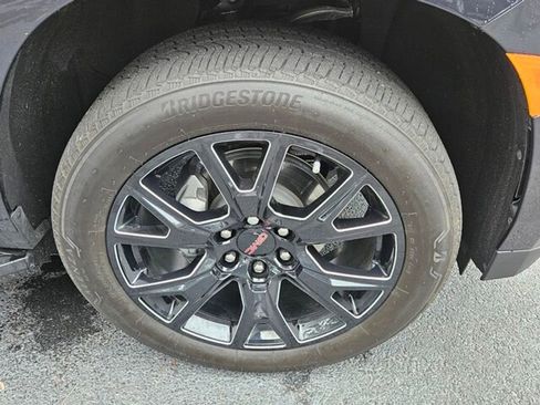 Used 2023 GMC Yukon Denali image 19