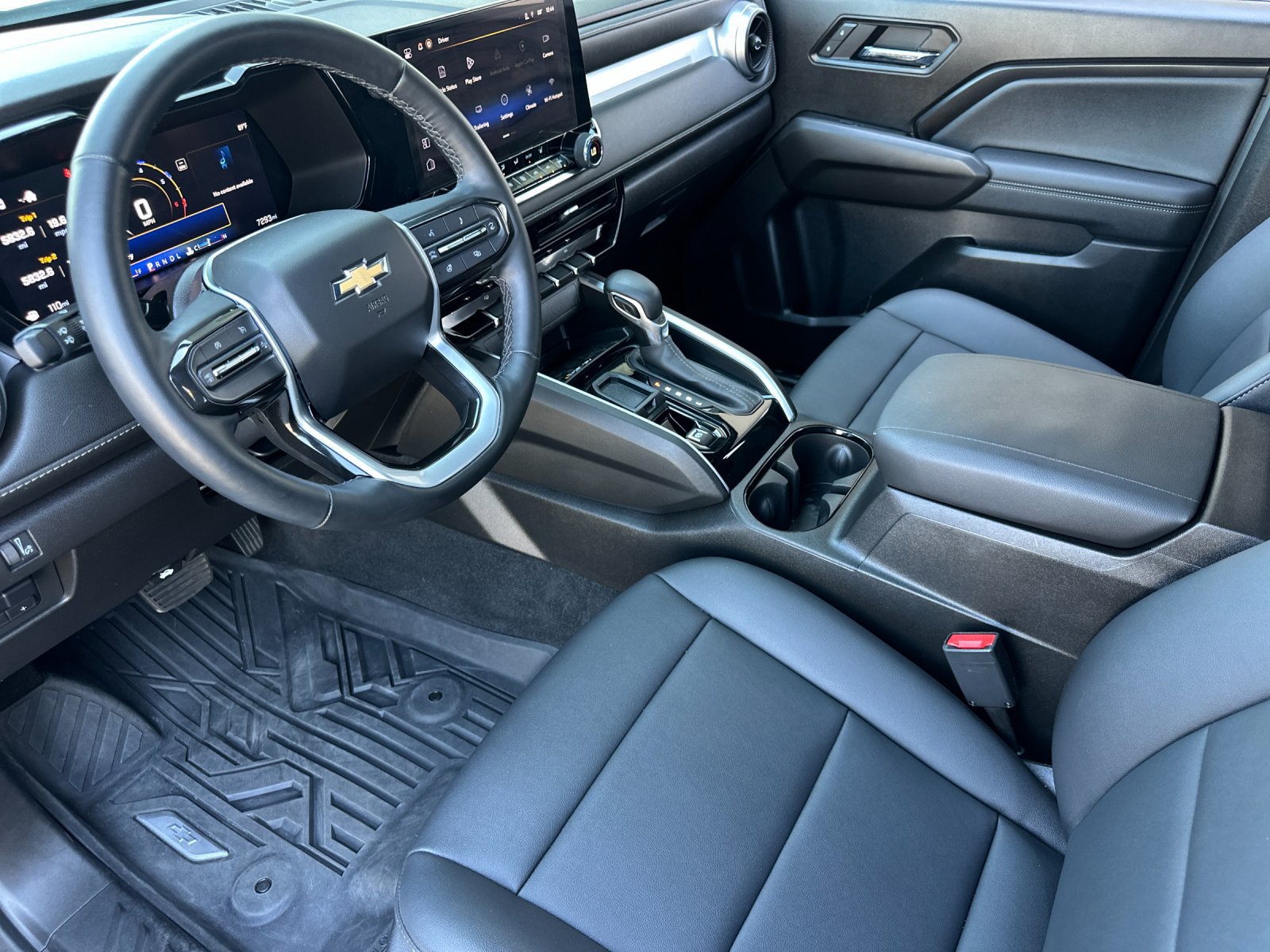 New 2025 Chevrolet Colorado LT w/ LT Convenience Package RWD image 10