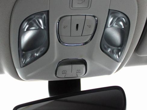 Used 2018 Jeep Compass Limited w/ Navigation Group image 42