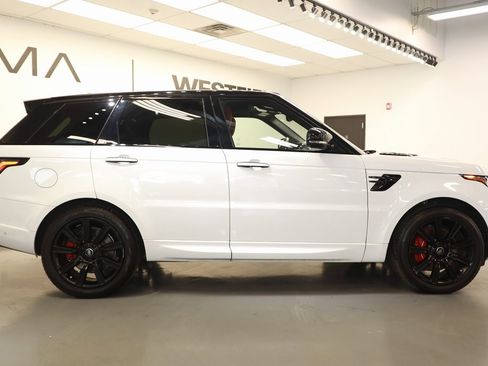 Used 2022 Land Rover Range Rover Sport HST image 7