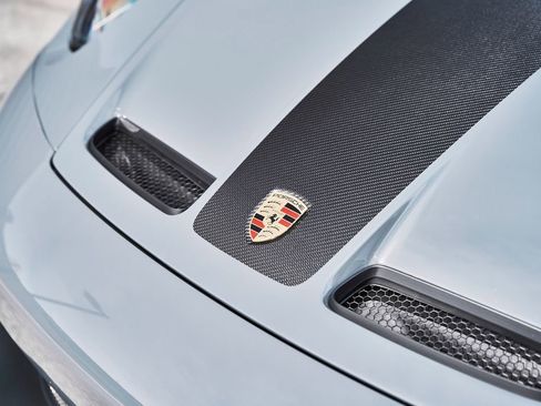 Used 2025 Porsche 911 GT3 RWD image 7