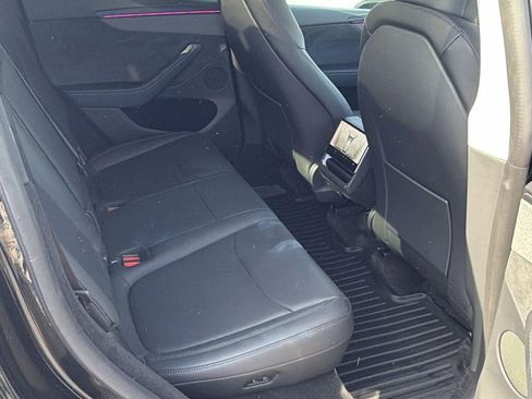 Used 2026 Tesla Model Y 2WD image 21