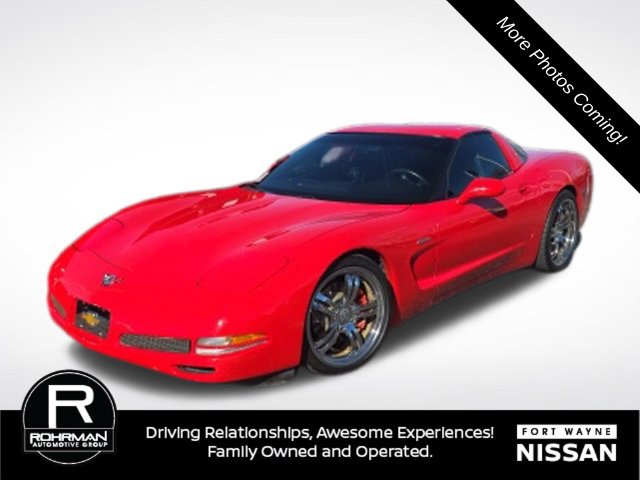 Used 2004 Chevrolet Corvette Coupe RWD image 1