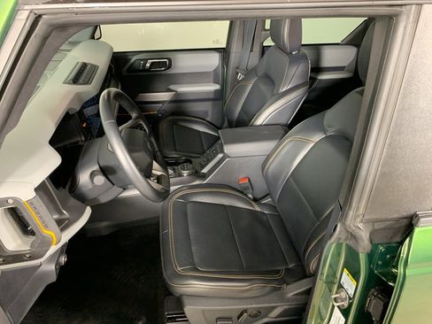 Used 2022 Ford Bronco Badlands image 29