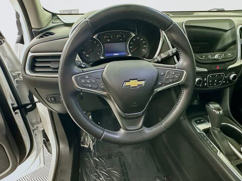 Used 2020 Chevrolet Equinox LT w/ Sport Edition image 16