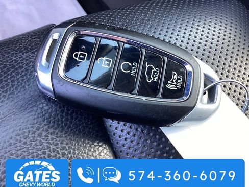 Used 2022 Hyundai Palisade SEL w/ 8P Bench Seat Package AWD/4WD image 35