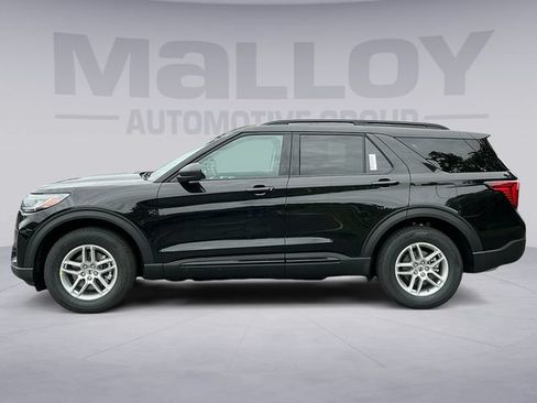 Used 2026 Ford Explorer Active AWD/4WD image 2