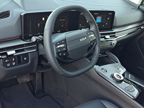 New 2026 Kia Sportage SX Prestige image 8