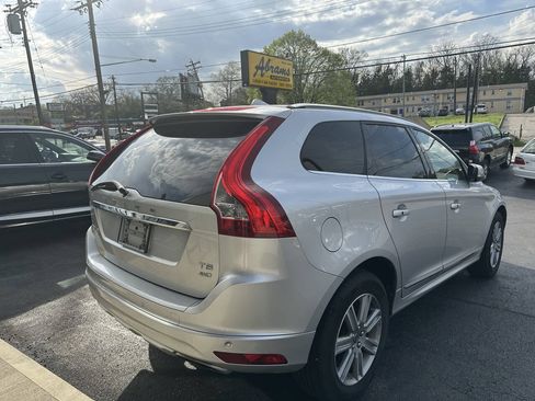 Used 2017 Volvo XC60 T5 Inscription w/ Advanced Package AWD/4WD image 18