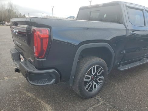 Used 2020 GMC Sierra 1500 AT4 w/ AT4 Premium Package image 6