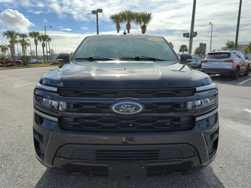 Used 2024 Ford Expedition Limited image 15