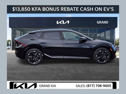 New 2025 Kia EV6 Wind