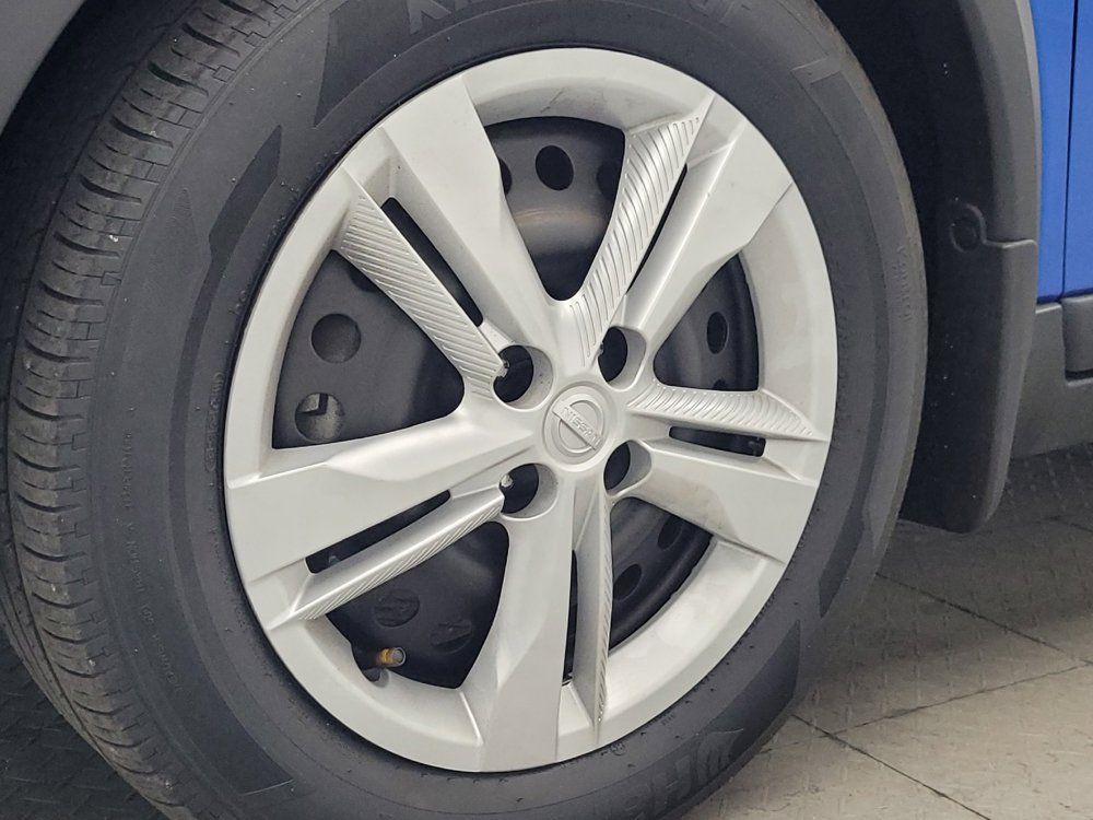 Used 2021 Nissan Kicks S FWD image 31