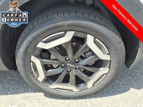 Used 2024 Kia Telluride S w/ S Sunroof Package FWD image 10