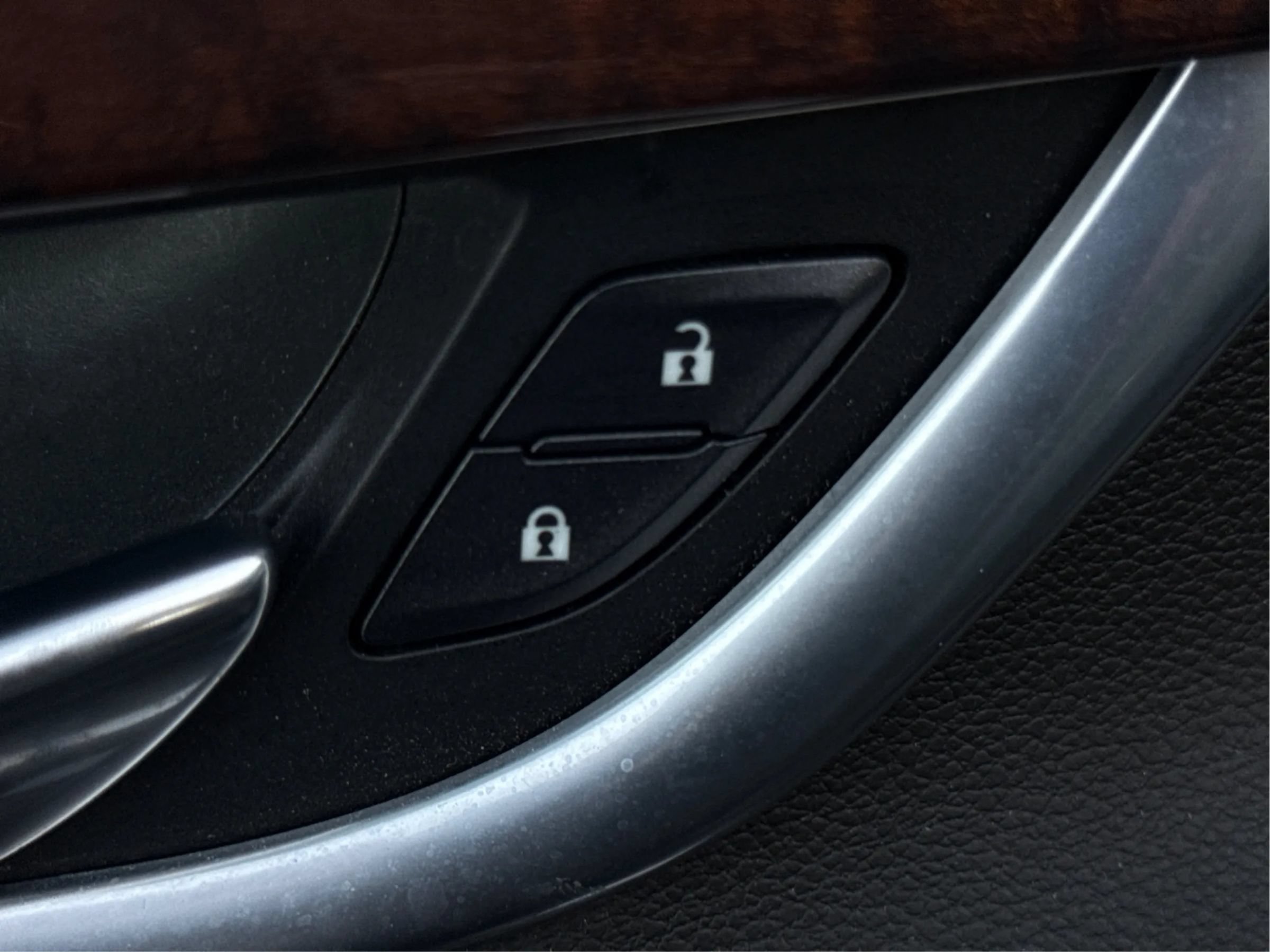 Used 2013 Cadillac XTS Premium FWD image 42
