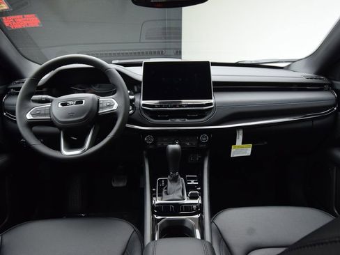 New 2026 Jeep Compass Limited image 35