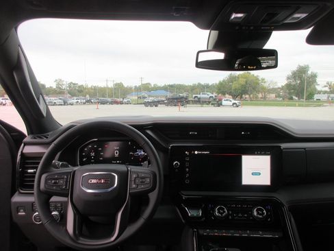 New 2026 GMC Sierra 1500 AT4 w/ AT4 Premium Package image 16