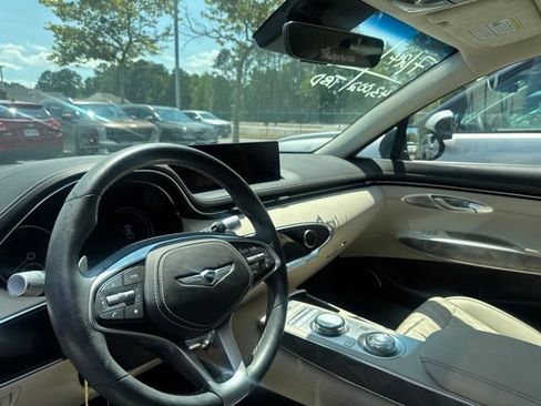 Used 2024 Genesis GV70 3.5T Sport w/ Sport Advanced Package AWD/4WD image 10
