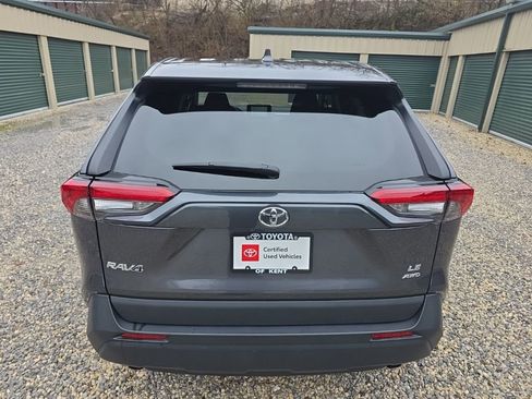 Used 2024 Toyota RAV4 LE AWD/4WD image 5