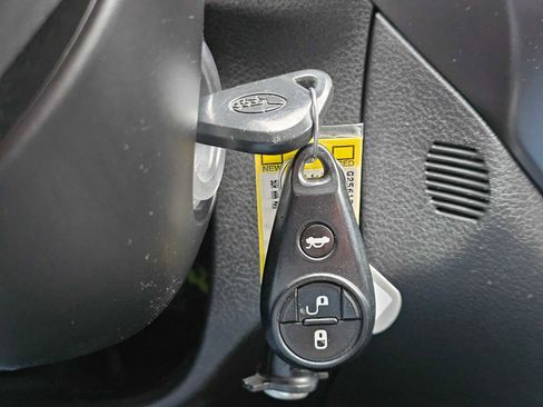 Used 2014 Subaru Impreza WRX Hatchback image 36