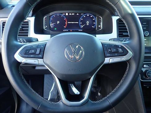 Used 2021 Volkswagen Atlas Cross Sport SEL Premium w/ Cross Sport MDO Package AWD/4WD image 16