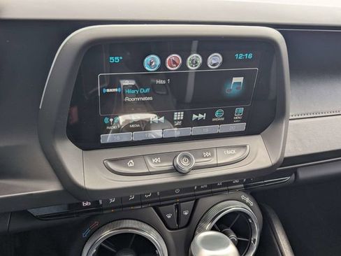 Used 2017 Chevrolet Camaro LT w/ Technology Package image 16