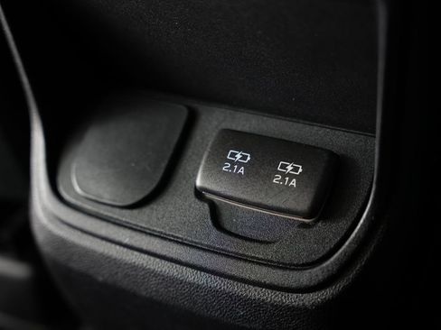 Used 2022 Subaru Ascent Limited AWD/4WD image 46