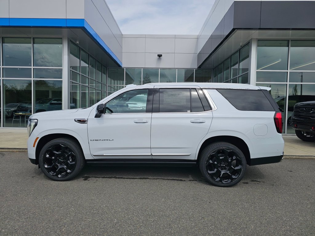 Used 2026 GMC Yukon Denali w/ Denali Reserve Package AWD/4WD image 4