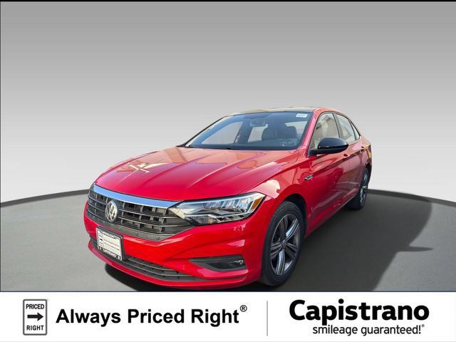 Used 2019 Volkswagen Jetta R-Line FWD image 1