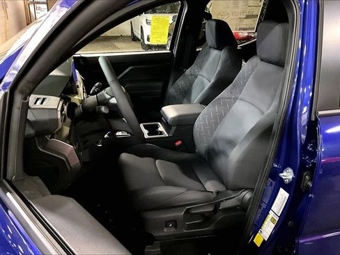 New 2025 Toyota Tacoma SR5 image 9