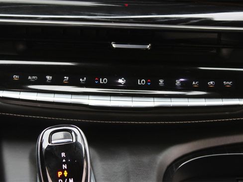 Used 2023 Cadillac Escalade V image 24