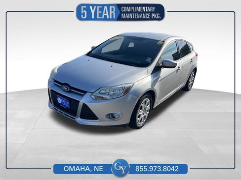Used 2012 Ford Focus SE FWD image 1
