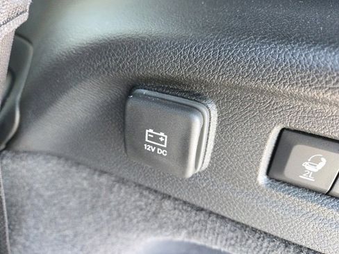 Used 2024 Jeep Grand Cherokee L Overland w/ Advanced Protech Group III image 7