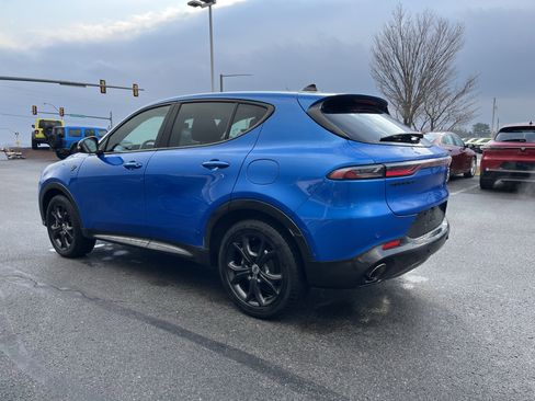 Used 2024 Dodge Hornet R/T w/ Tech Pack w/o Parking image 6