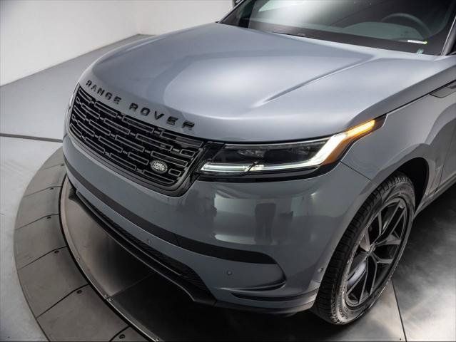 New 2026 Land Rover Range Rover Velar S AWD/4WD image 9