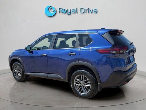 Used 2021 Nissan Rogue S AWD/4WD image 4