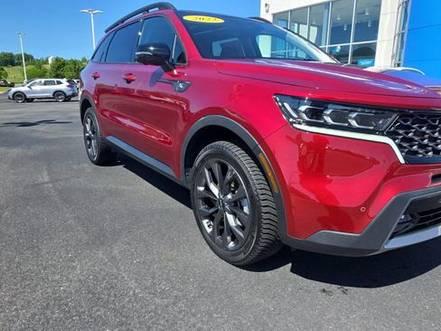 Used 2022 Kia Sorento SX Prestige AWD/4WD image 2