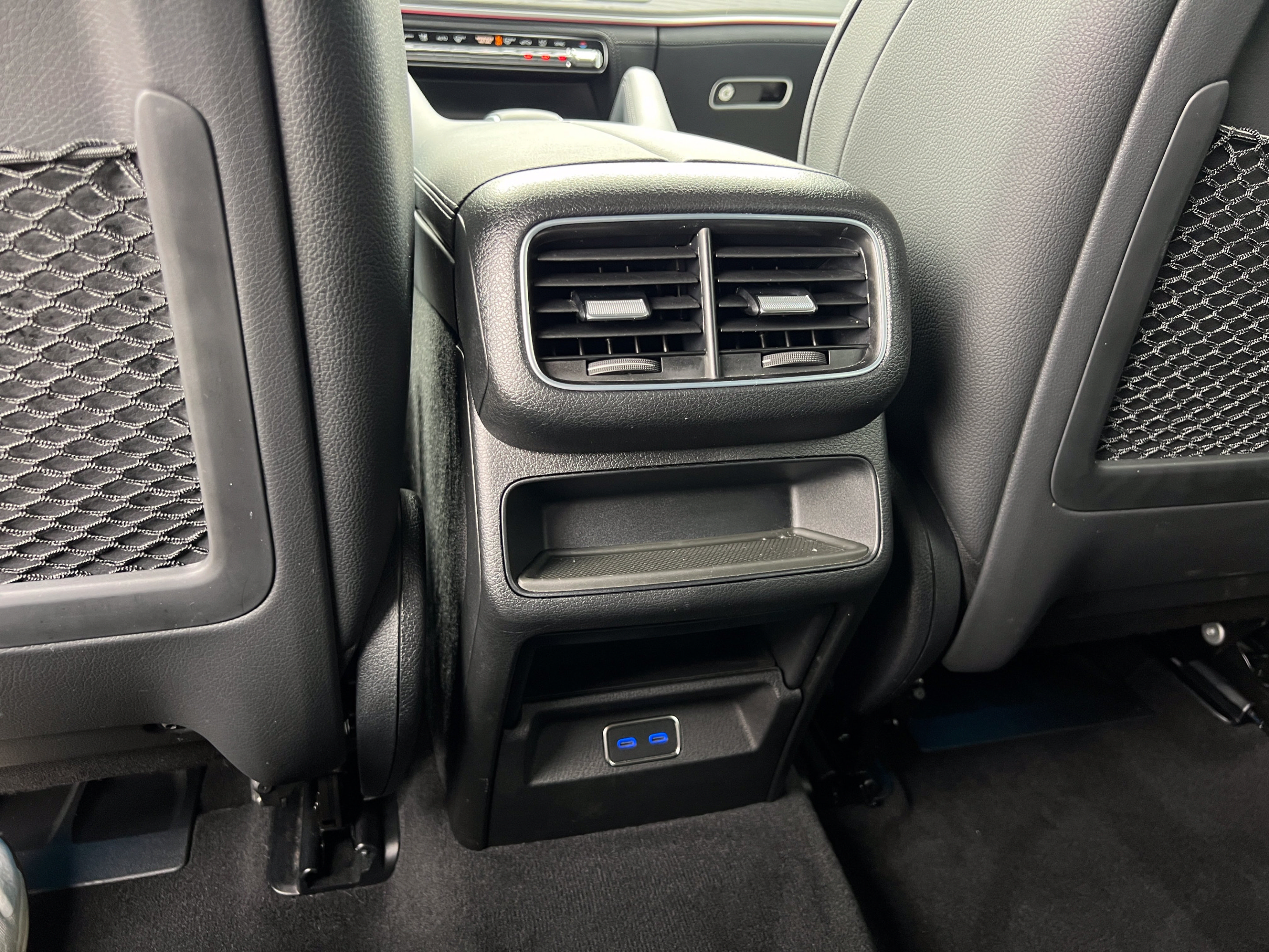 Used 2024 Mercedes-Benz GLE 450 4MATIC image 26