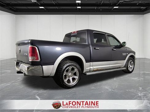 Used 2013 RAM 1500 Laramie w/ Convenience Group image 8