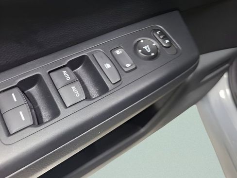 Used 2025 Honda CR-V Sport image 23