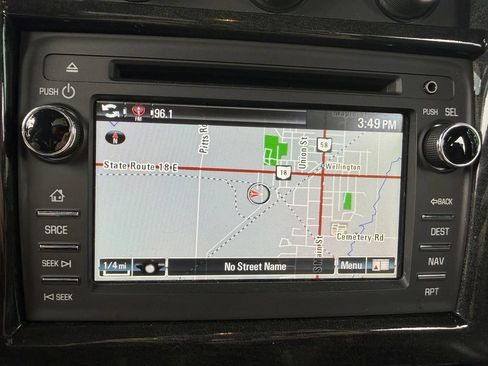 Used 2018 GMC Savana 3500 Extended RWD image 3