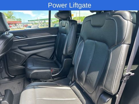Used 2025 Jeep Grand Cherokee L Limited AWD/4WD image 11
